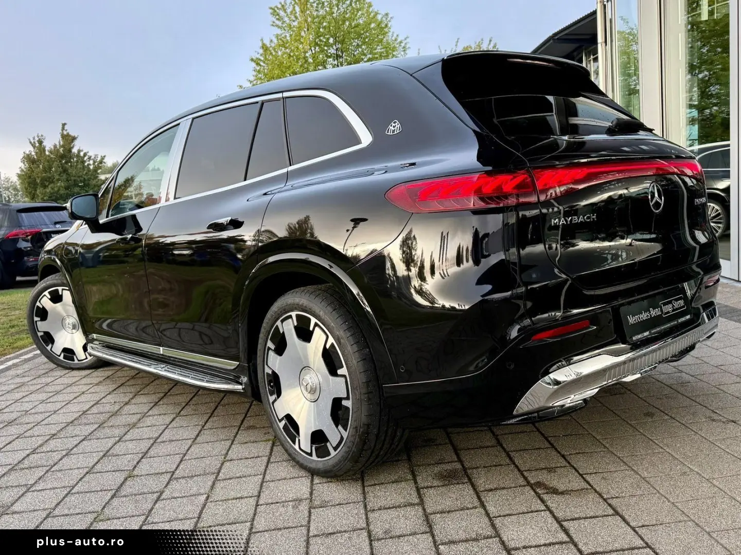 MERCEDES-BENZ EQS680 Maybach_Massage
