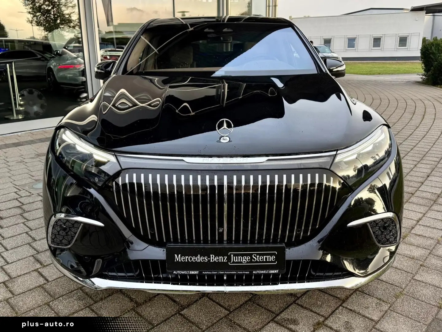 MERCEDES-BENZ EQS680 Maybach_Massage