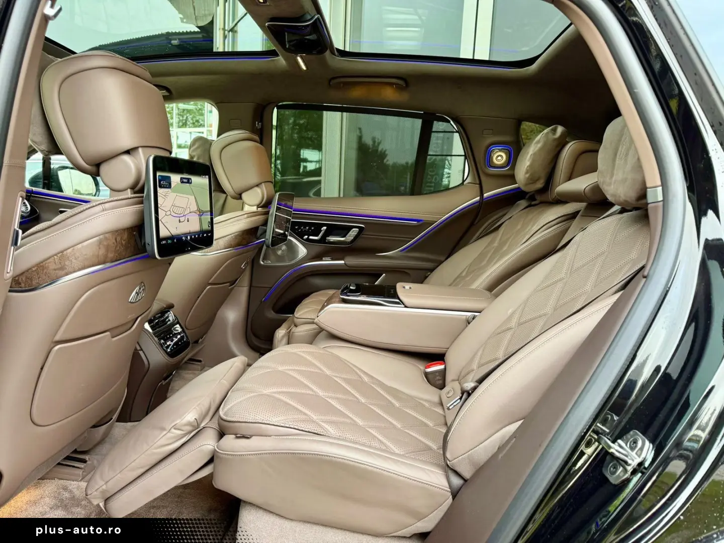 MERCEDES-BENZ EQS680 Maybach_Massage