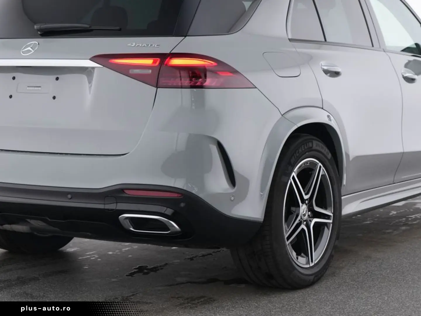 MERCEDES-BENZ GLE 350de 4Matic_AMG_Line_Night_Airmatic
