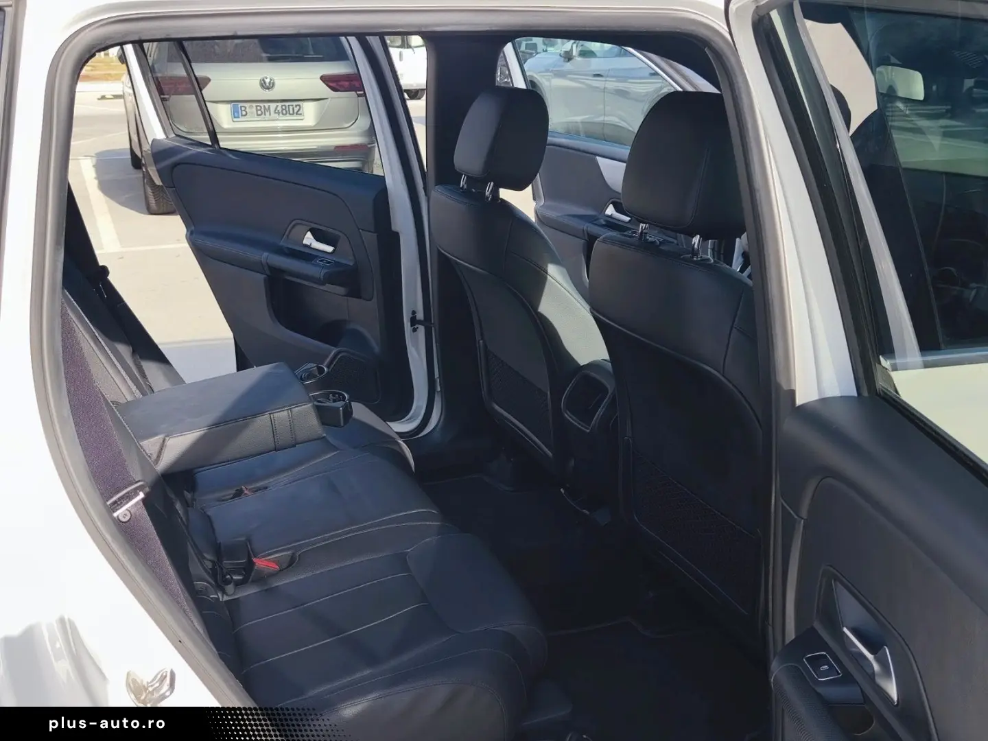 MERCEDES-BENZ GLB 180d VOLL SHZ RFK DAB TEMP AHK SMARTPHO