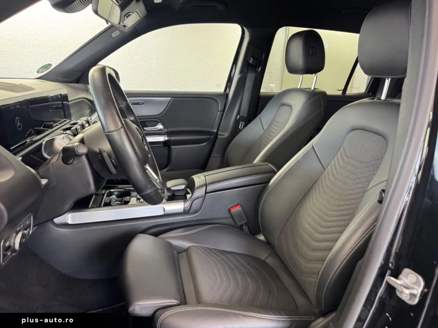 MERCEDES-BENZ GLB 180d  Progressive Head-Up AHK