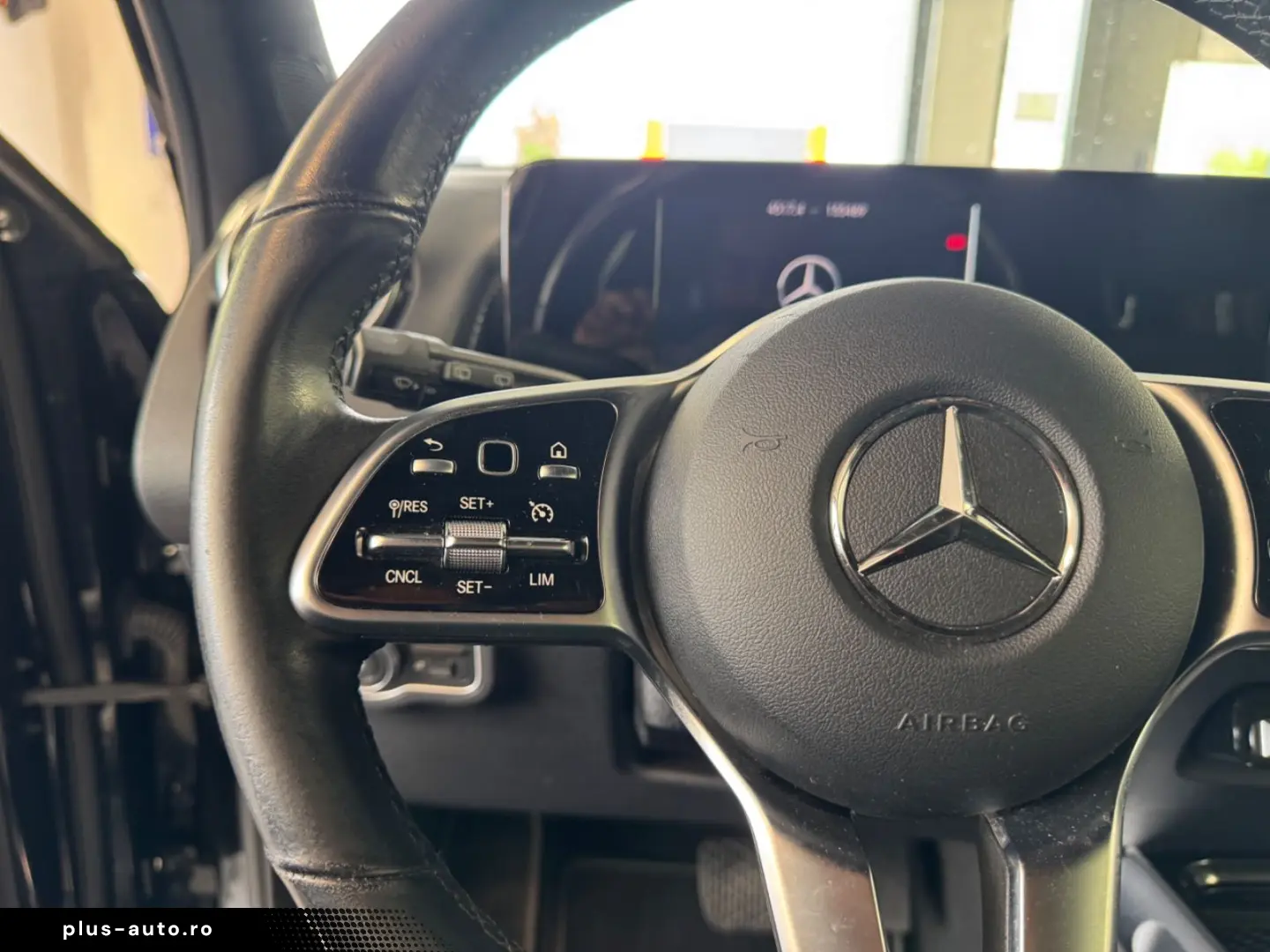 MERCEDES-BENZ GLB 180d  Progressive Head-Up AHK