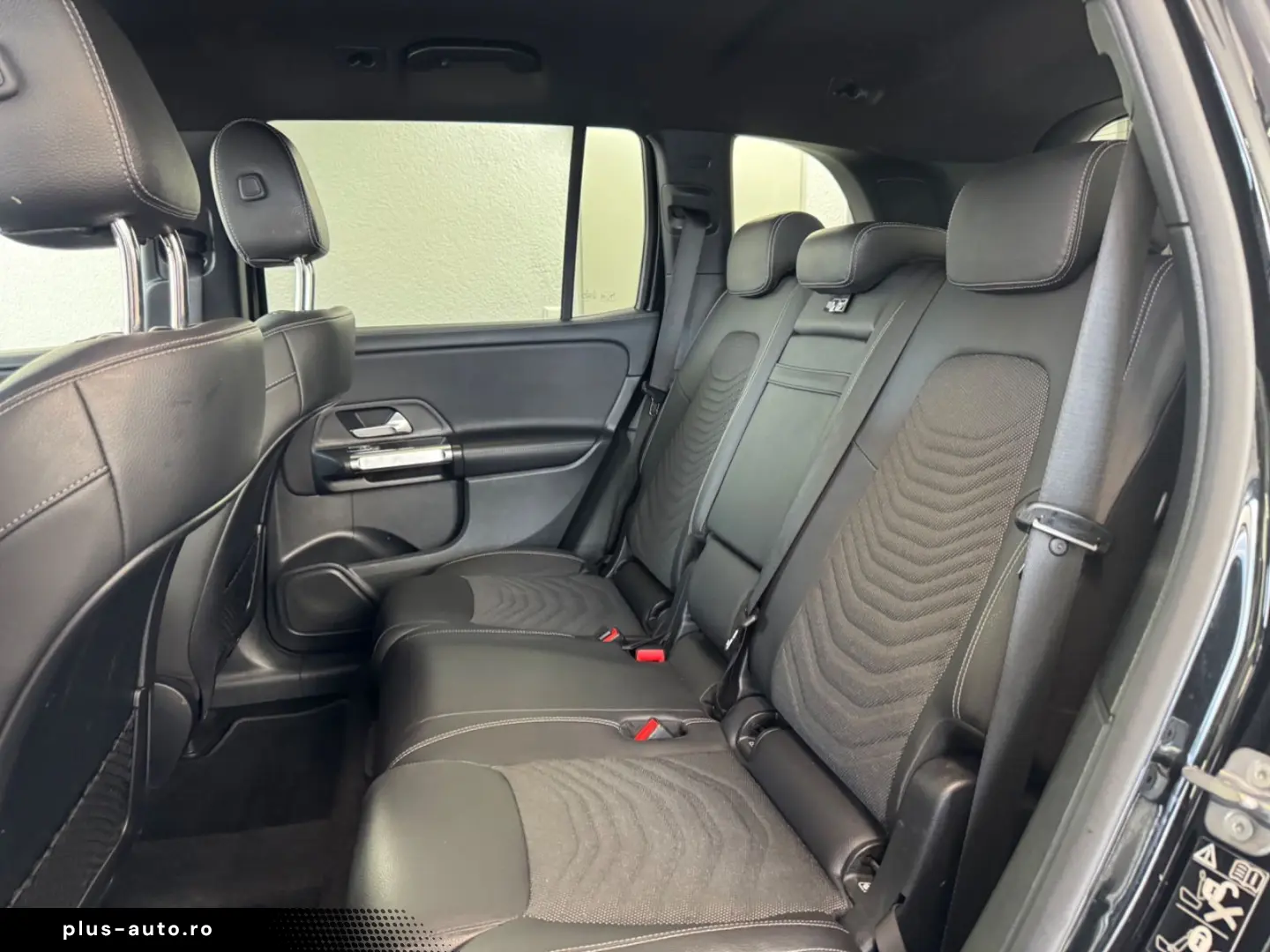 MERCEDES-BENZ GLB 180d  Progressive Head-Up AHK