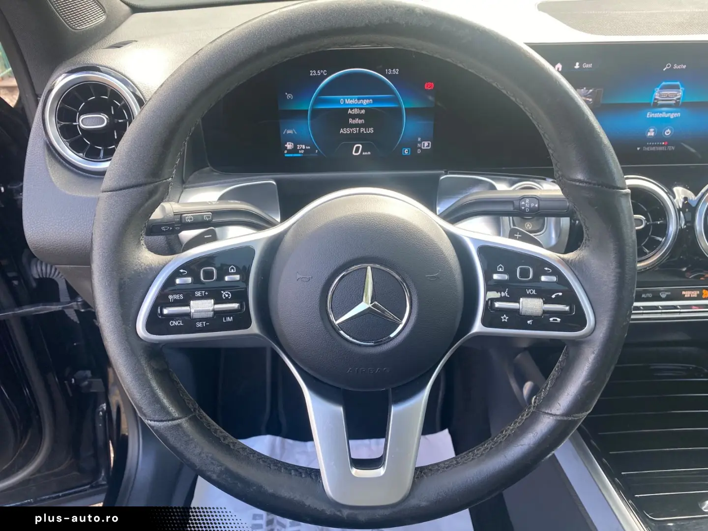 MERCEDES-BENZ GLB 220 D 7-Sitzer Pano LED AHK