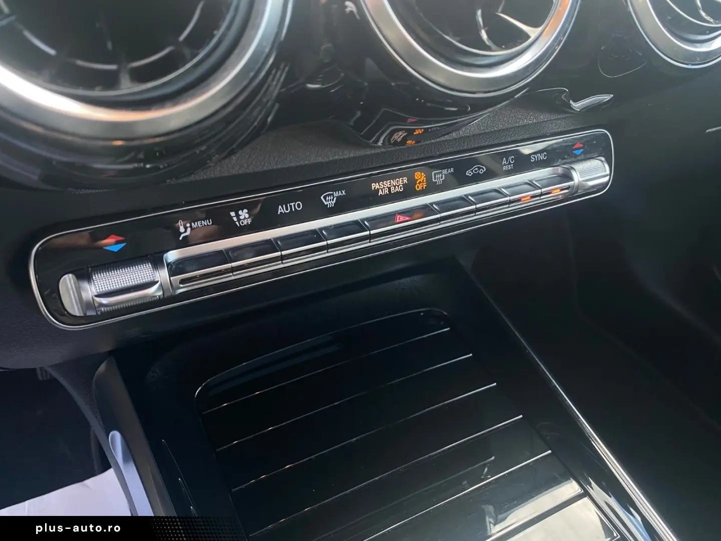 MERCEDES-BENZ GLB 220 D 7-Sitzer Pano LED AHK