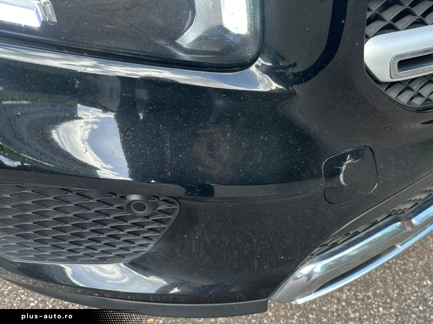 MERCEDES-BENZ GLB 220 D 7-Sitzer Pano LED AHK
