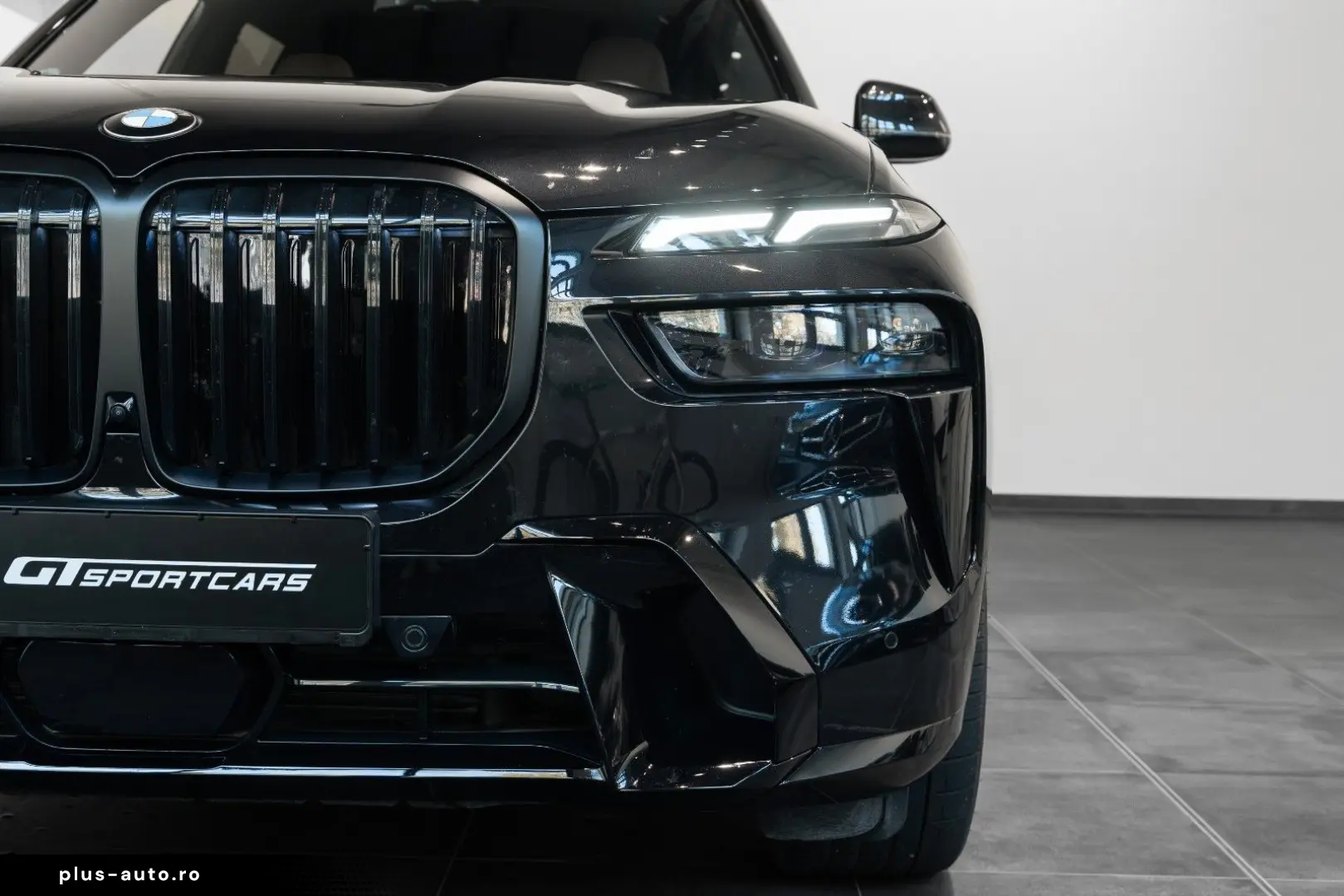 BMW X7 xDrive40i M Sport Pro Sky Massage 22