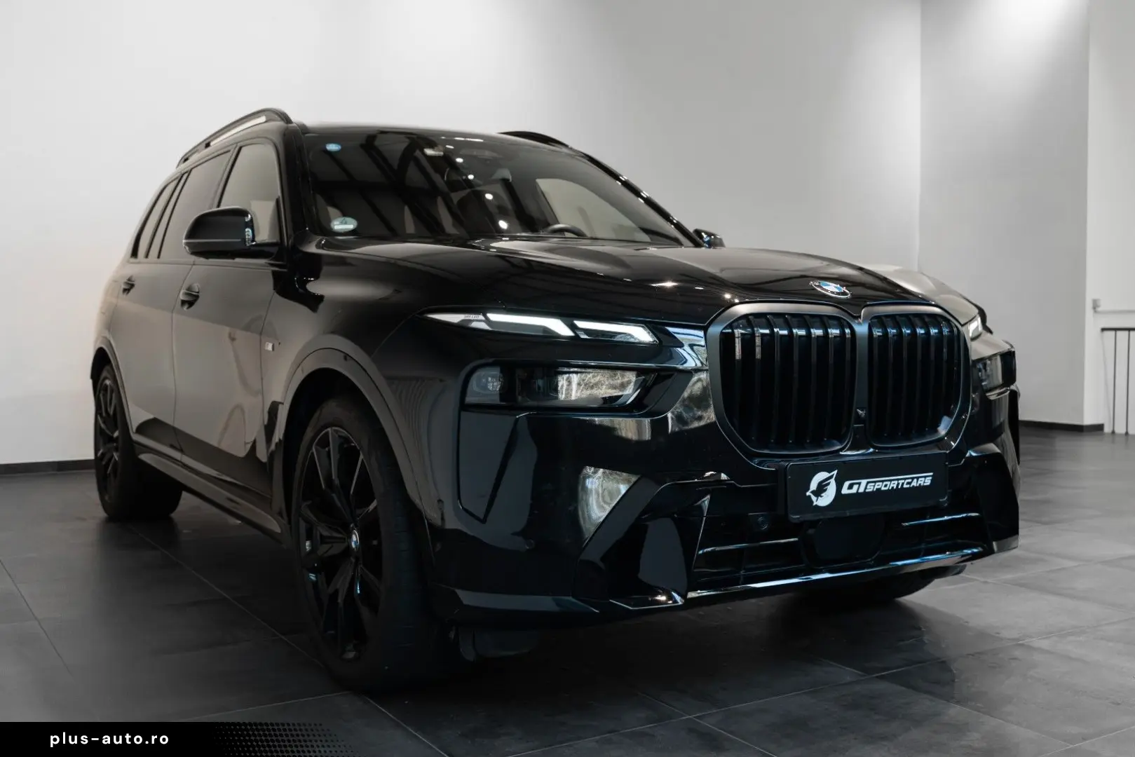 BMW X7 xDrive40i M Sport Pro Sky Massage 22