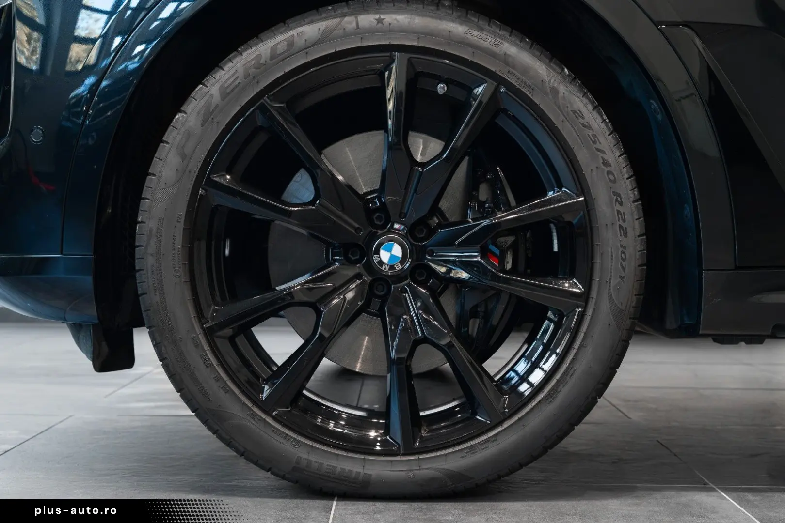 BMW X7 xDrive40i M Sport Pro Sky Massage 22