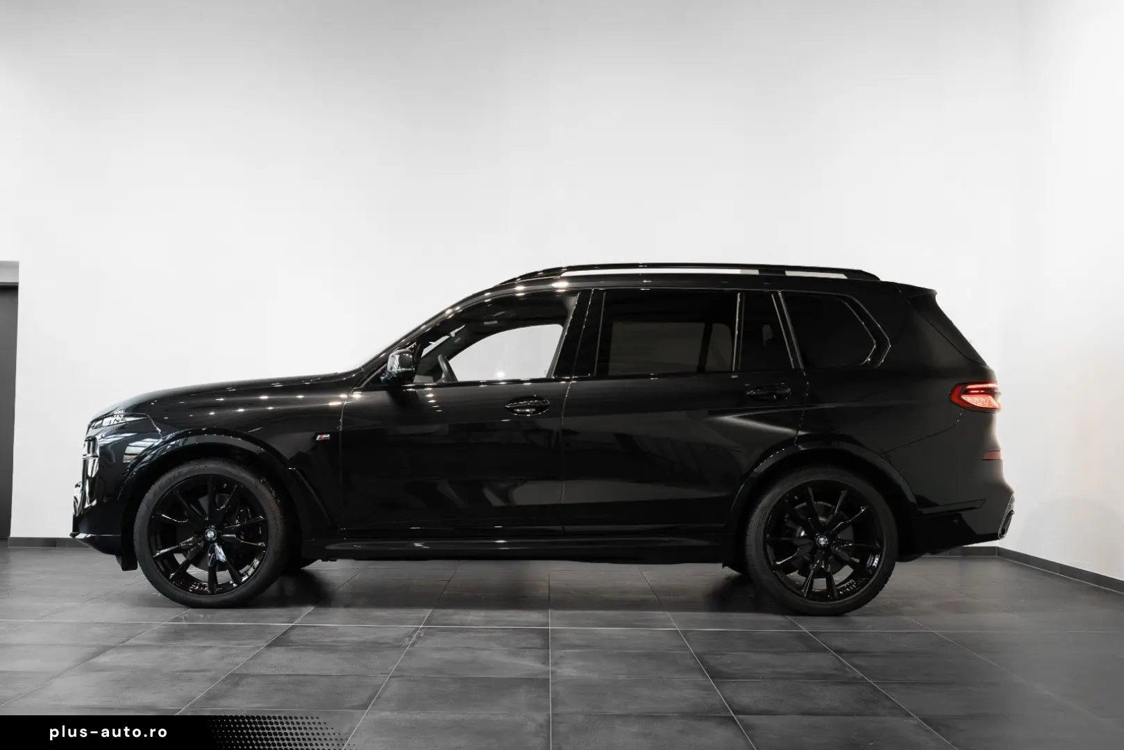 BMW X7 xDrive40i M Sport Pro Sky Massage 22