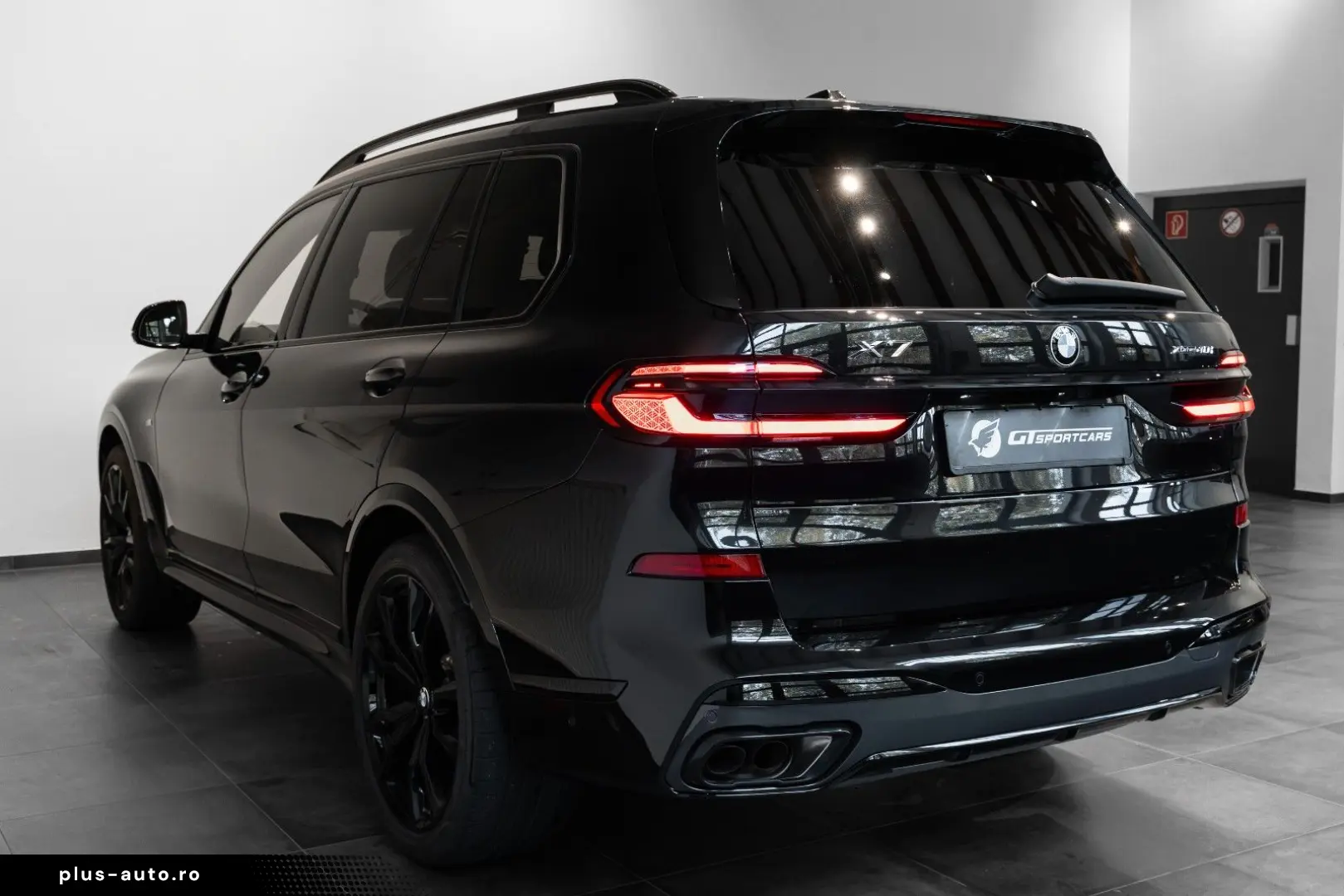 BMW X7 xDrive40i M Sport Pro Sky Massage 22