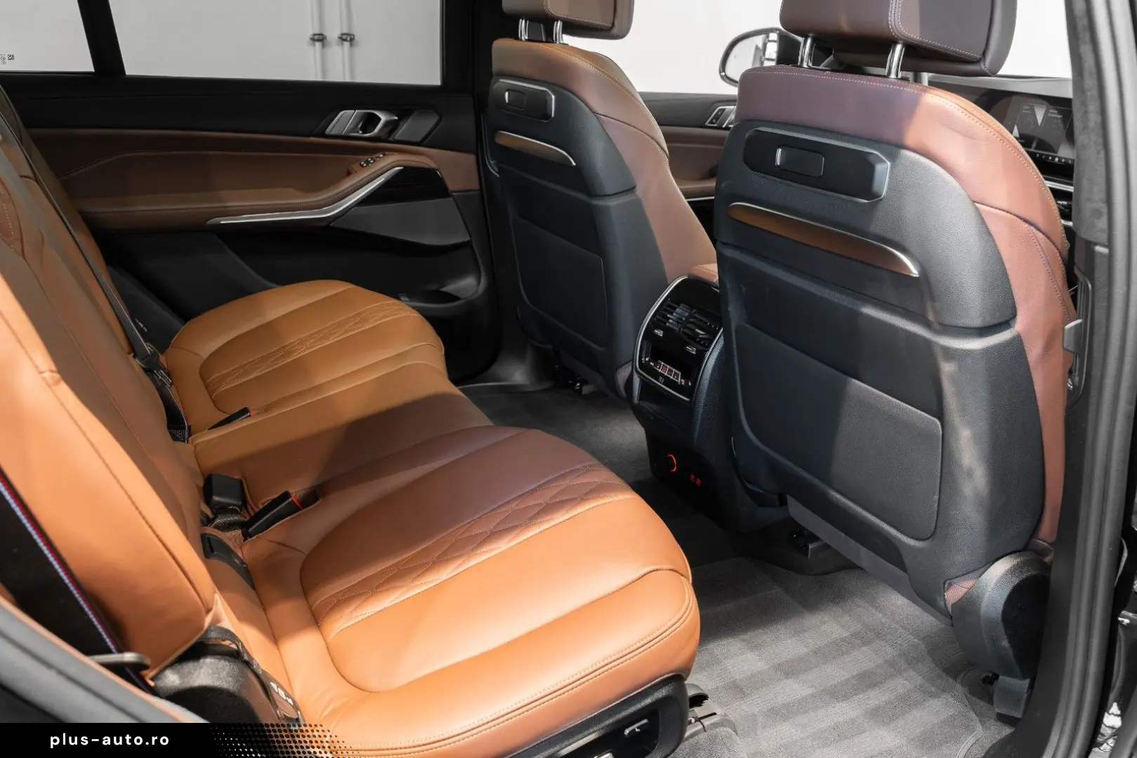 BMW X7 xDrive40i M Sport Pro Sky Massage 22