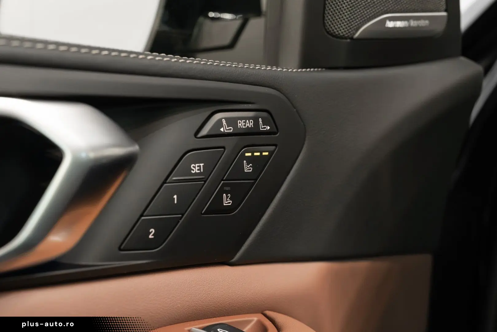 BMW X7 xDrive40i M Sport Pro Sky Massage 22