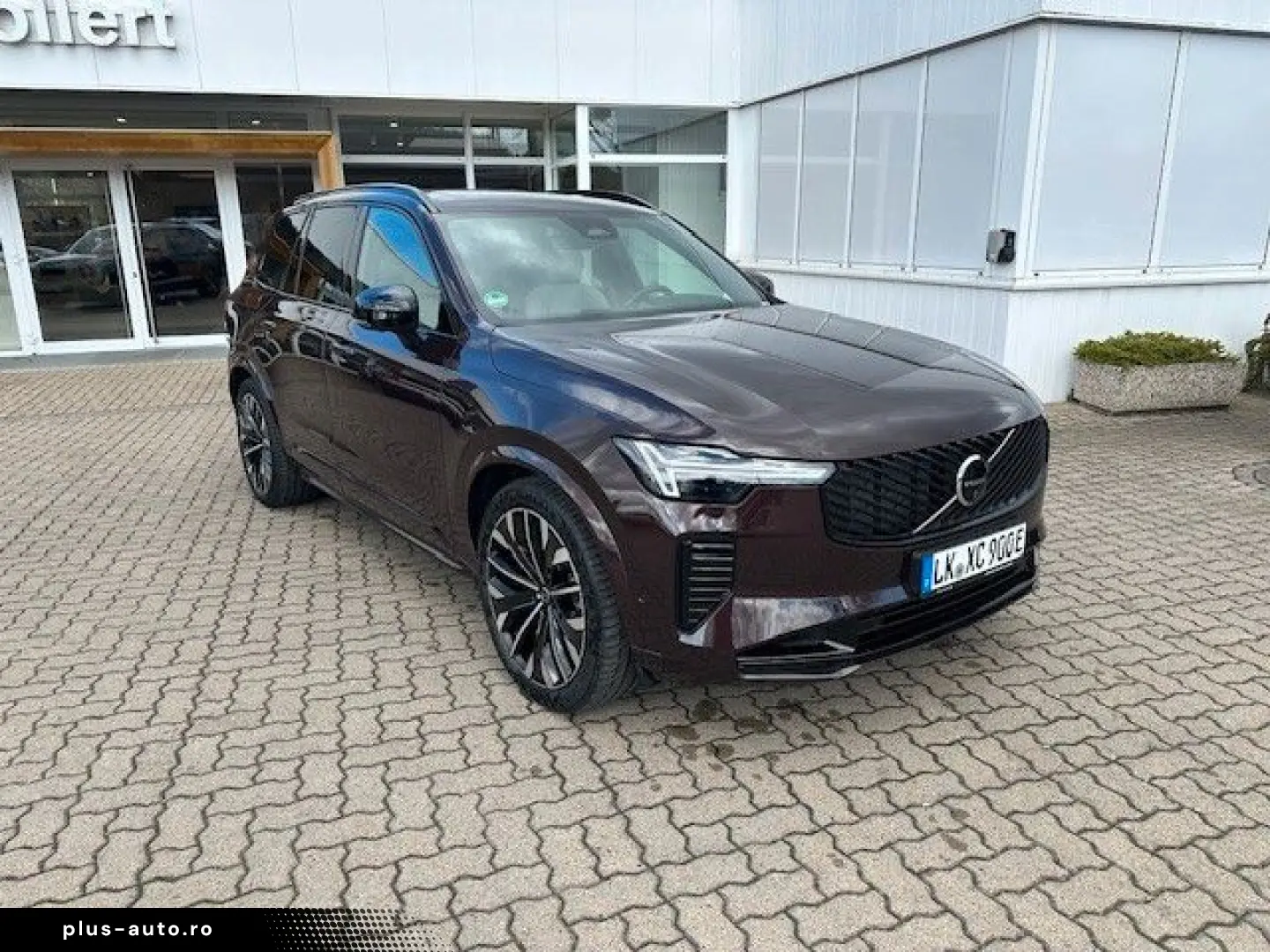 VOLVO XC90 T8 Plus Dark Recharge Plug-In Hybrid AWD