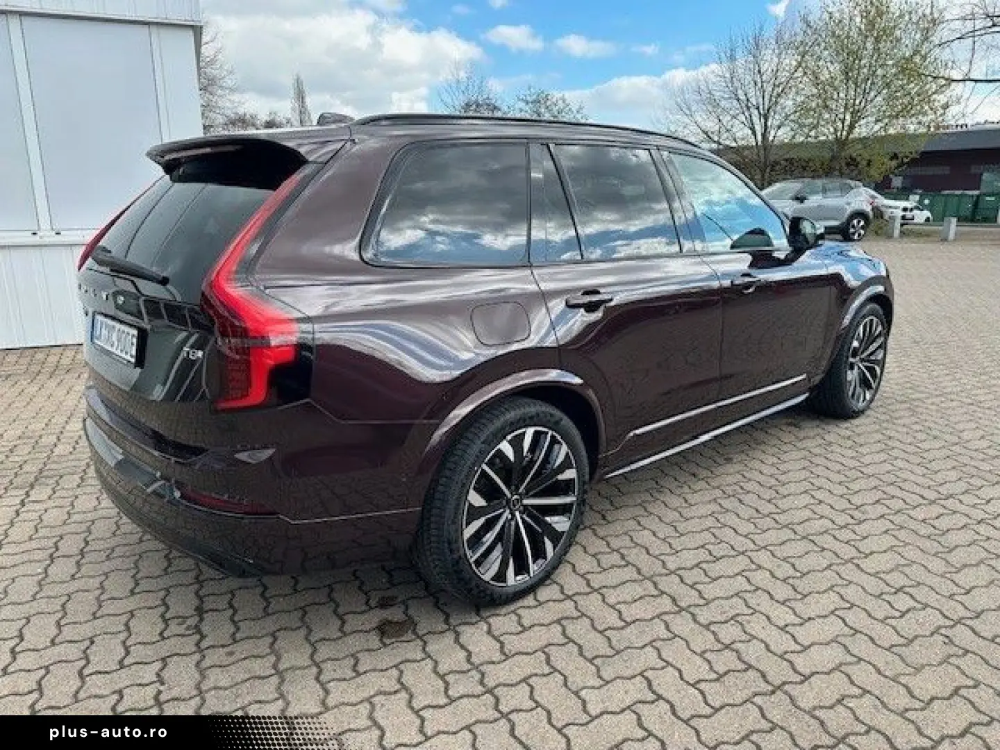 VOLVO XC90 T8 Plus Dark Recharge Plug-In Hybrid AWD