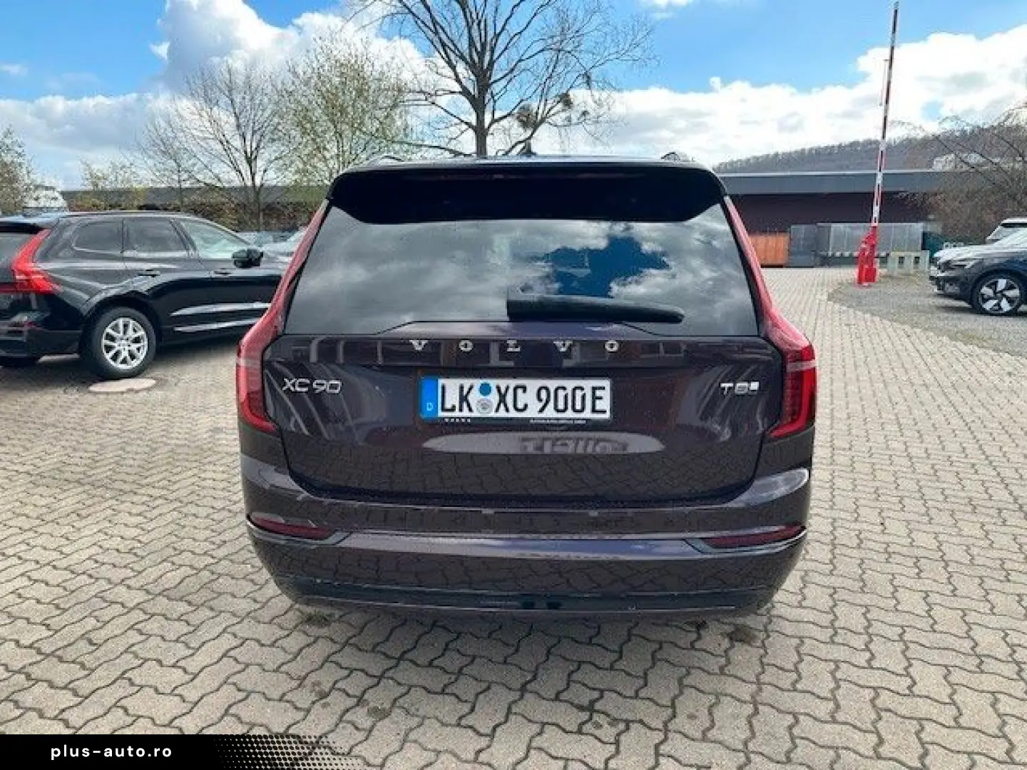 VOLVO XC90 T8 Plus Dark Recharge Plug-In Hybrid AWD