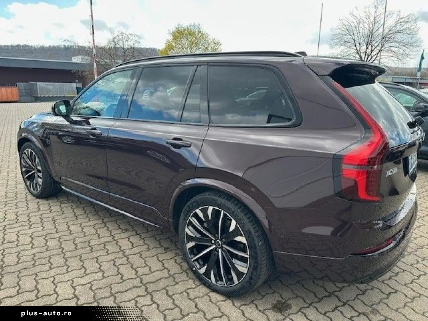 VOLVO XC90 T8 Plus Dark Recharge Plug-In Hybrid AWD