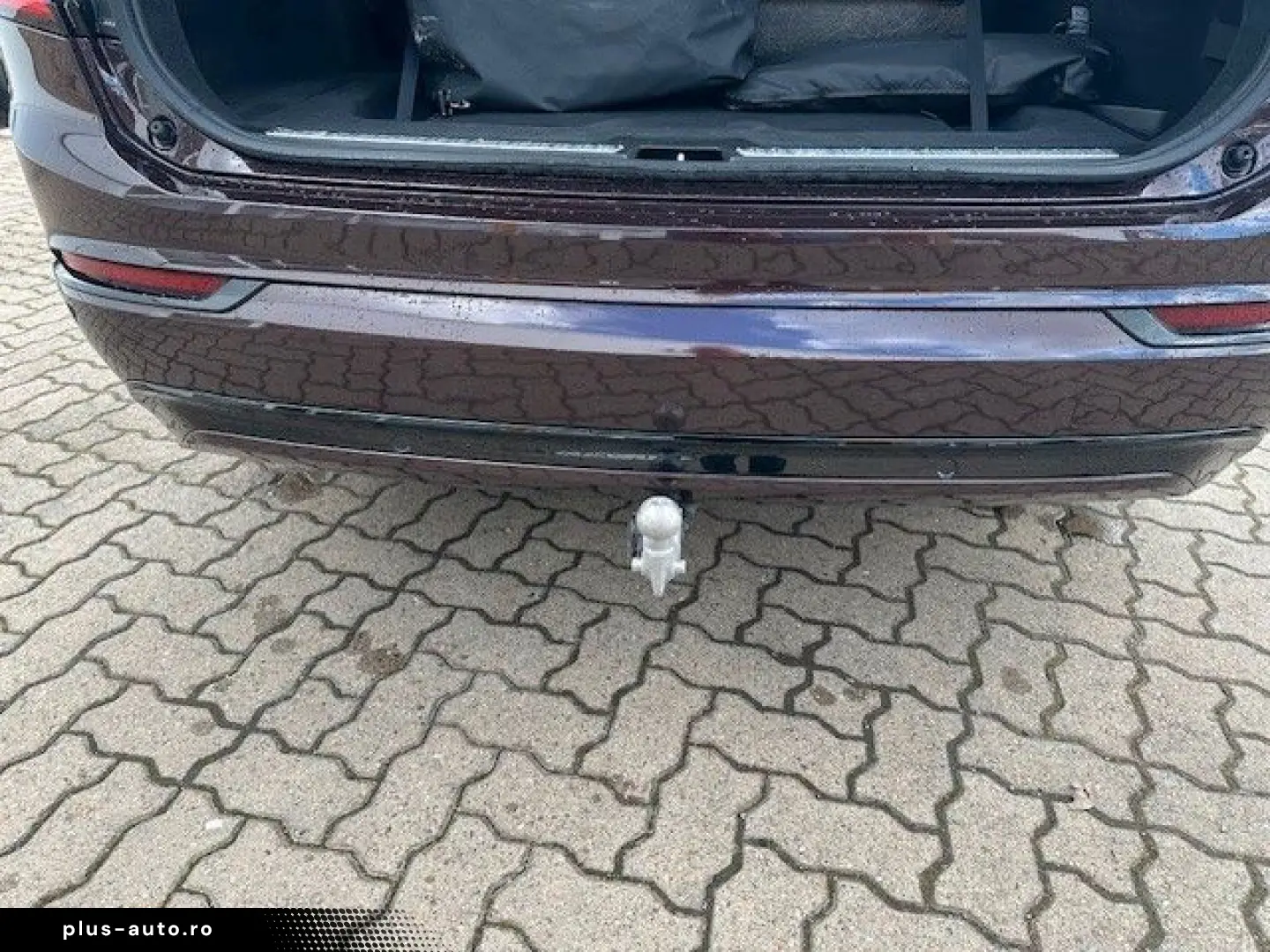 VOLVO XC90 T8 Plus Dark Recharge Plug-In Hybrid AWD