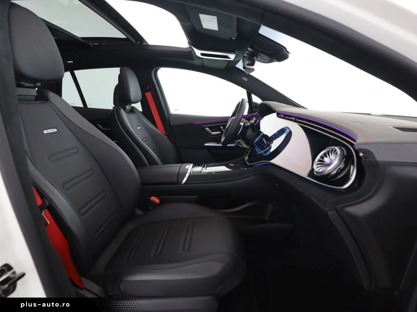 MERCEDES-BENZ EQE 53 AMG 4Matic  SUV_Hyperscreen_HUD