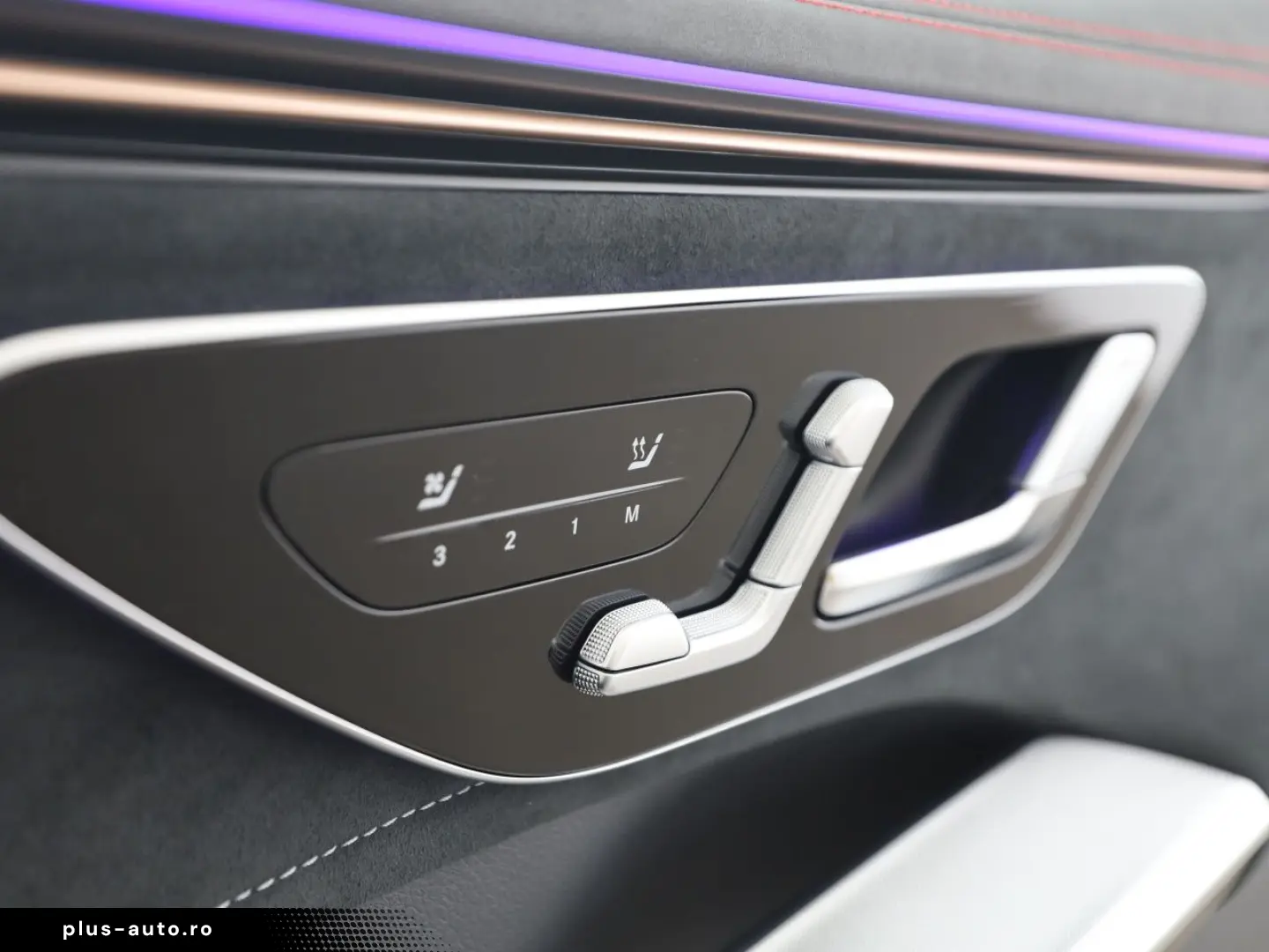 MERCEDES-BENZ EQE 53 AMG 4Matic  SUV_Hyperscreen_HUD