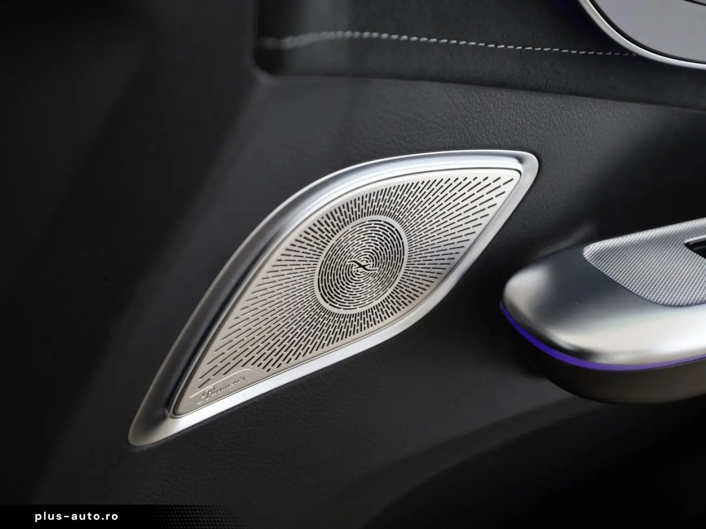 MERCEDES-BENZ EQE 53 AMG 4Matic  SUV_Hyperscreen_HUD