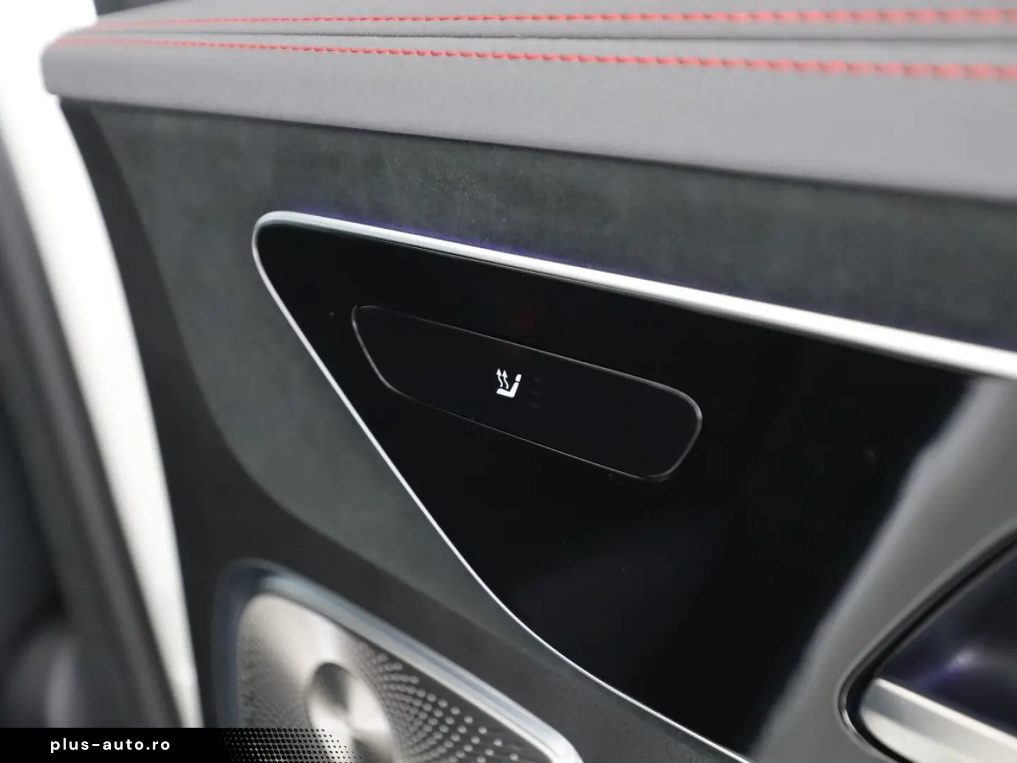MERCEDES-BENZ EQE 53 AMG 4Matic  SUV_Hyperscreen_HUD