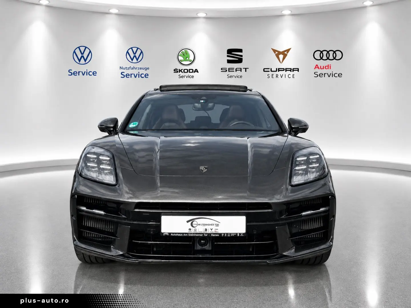 PORSCHE Panamera TURBO_SPORTDESIGN_PANO_HUD