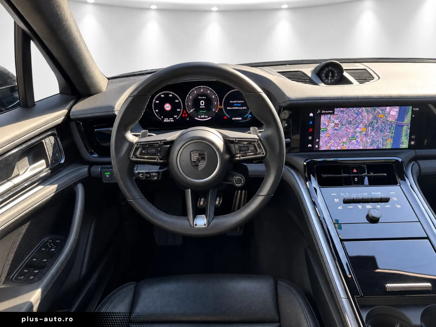 PORSCHE Panamera TURBO_SPORTDESIGN_PANO_HUD