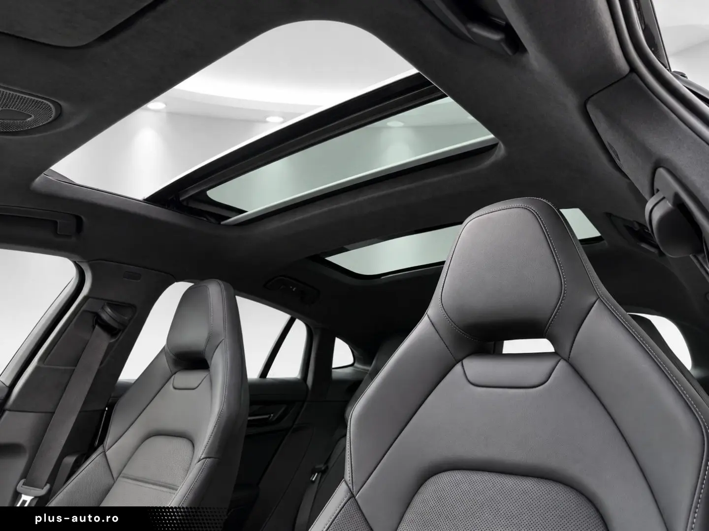 PORSCHE Panamera TURBO_SPORTDESIGN_PANO_HUD