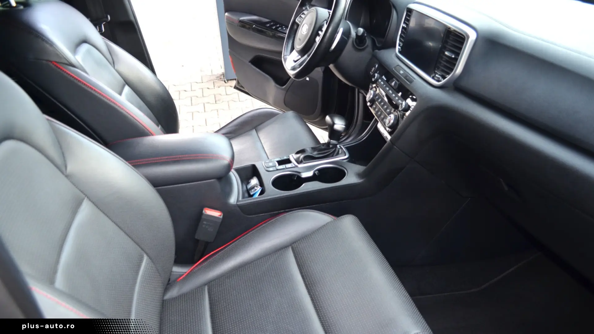 KIA SPORTAGE 1.6 TGDI 4WD AT GT-LINE