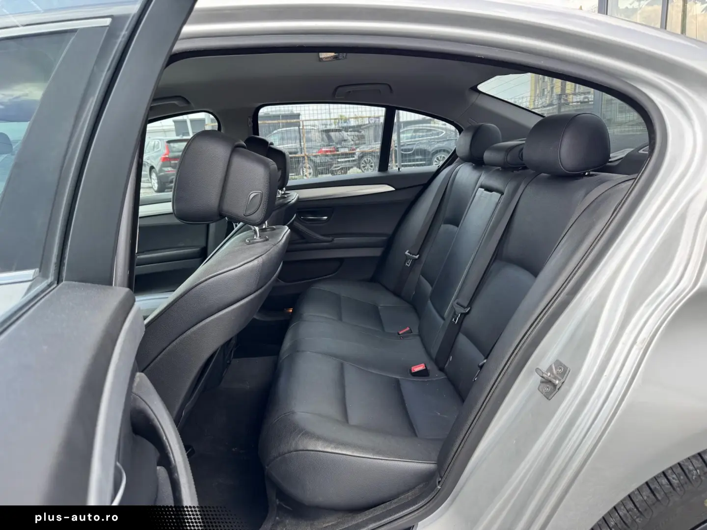 BMW Seria 5 520d F10 Steptronic
