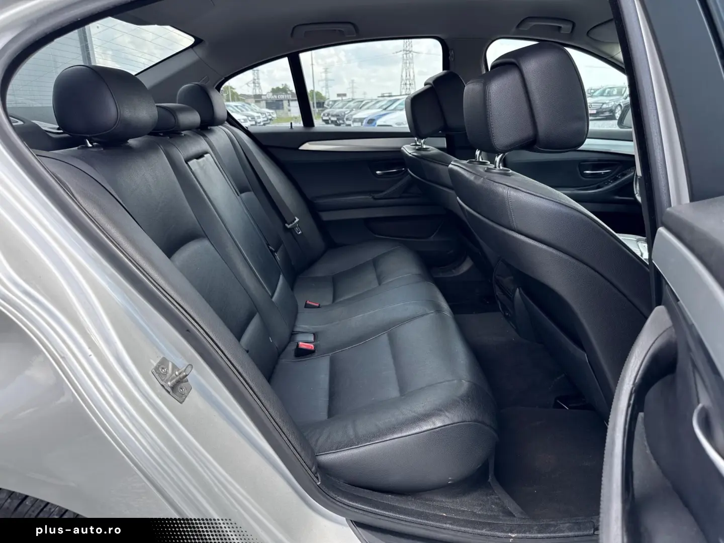 BMW Seria 5 520d F10 Steptronic