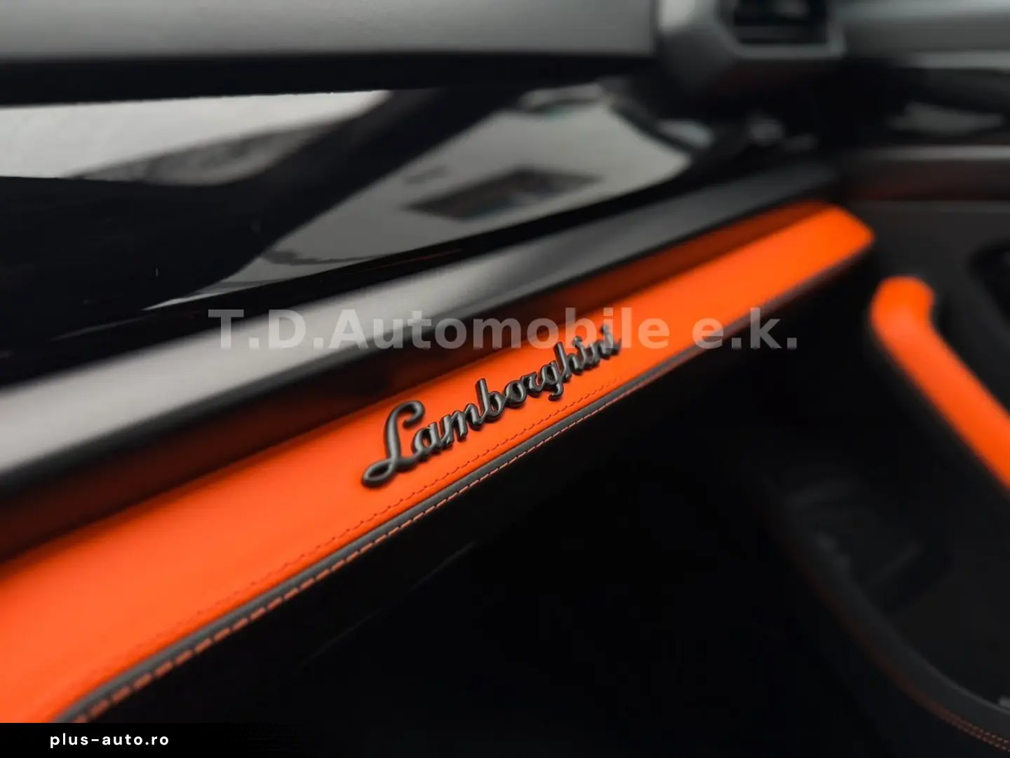 LAMBORGHINI Urus 4.0 V8 PHEV SE