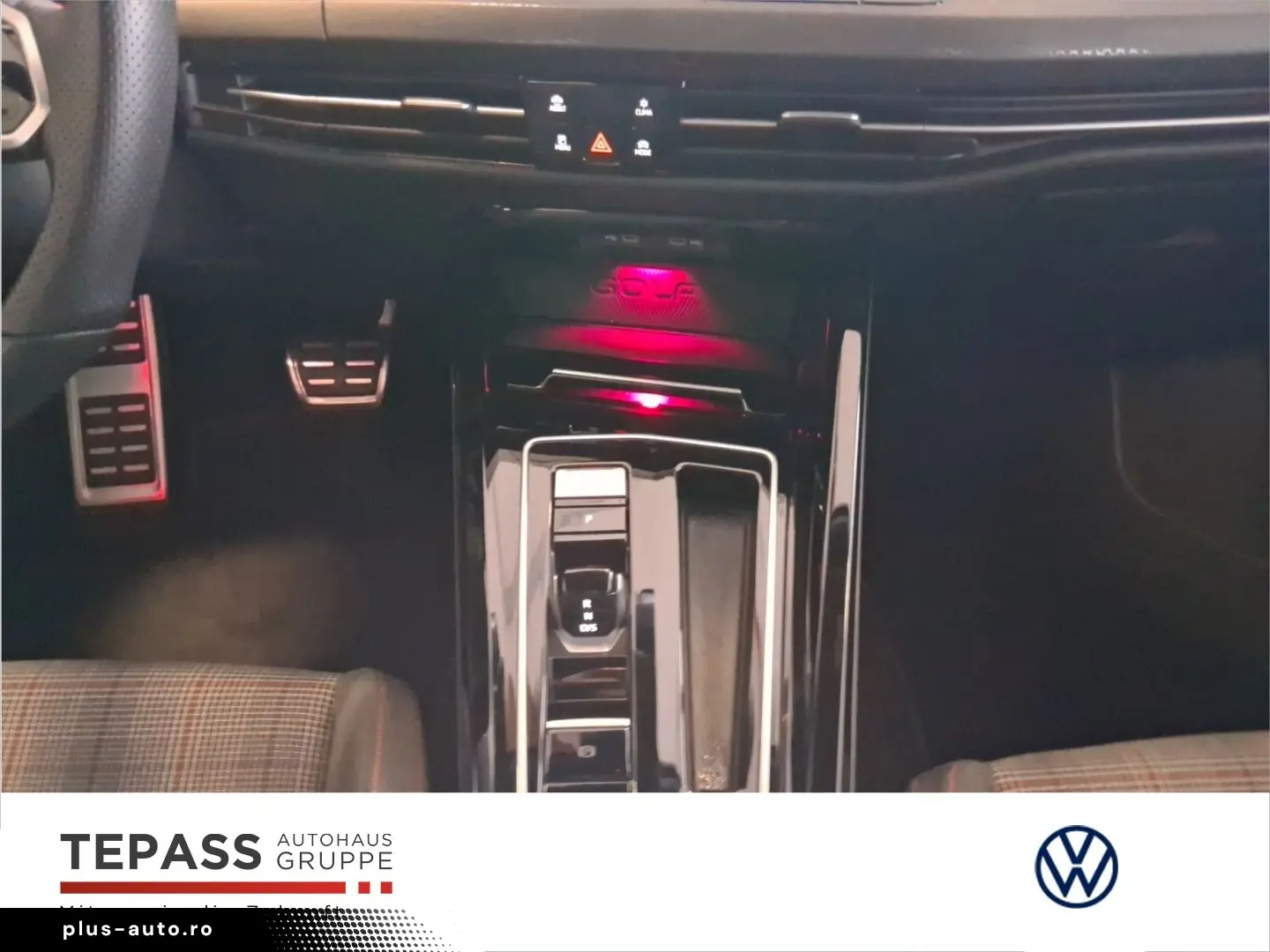 VW Golf GTI 2.0 TSI DSG LM17 LED PDC APP MFL