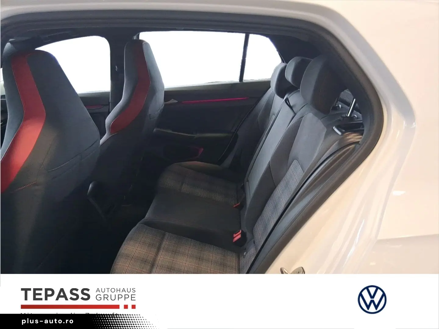 VW Golf GTI 2.0 TSI DSG LM17 LED PDC APP MFL
