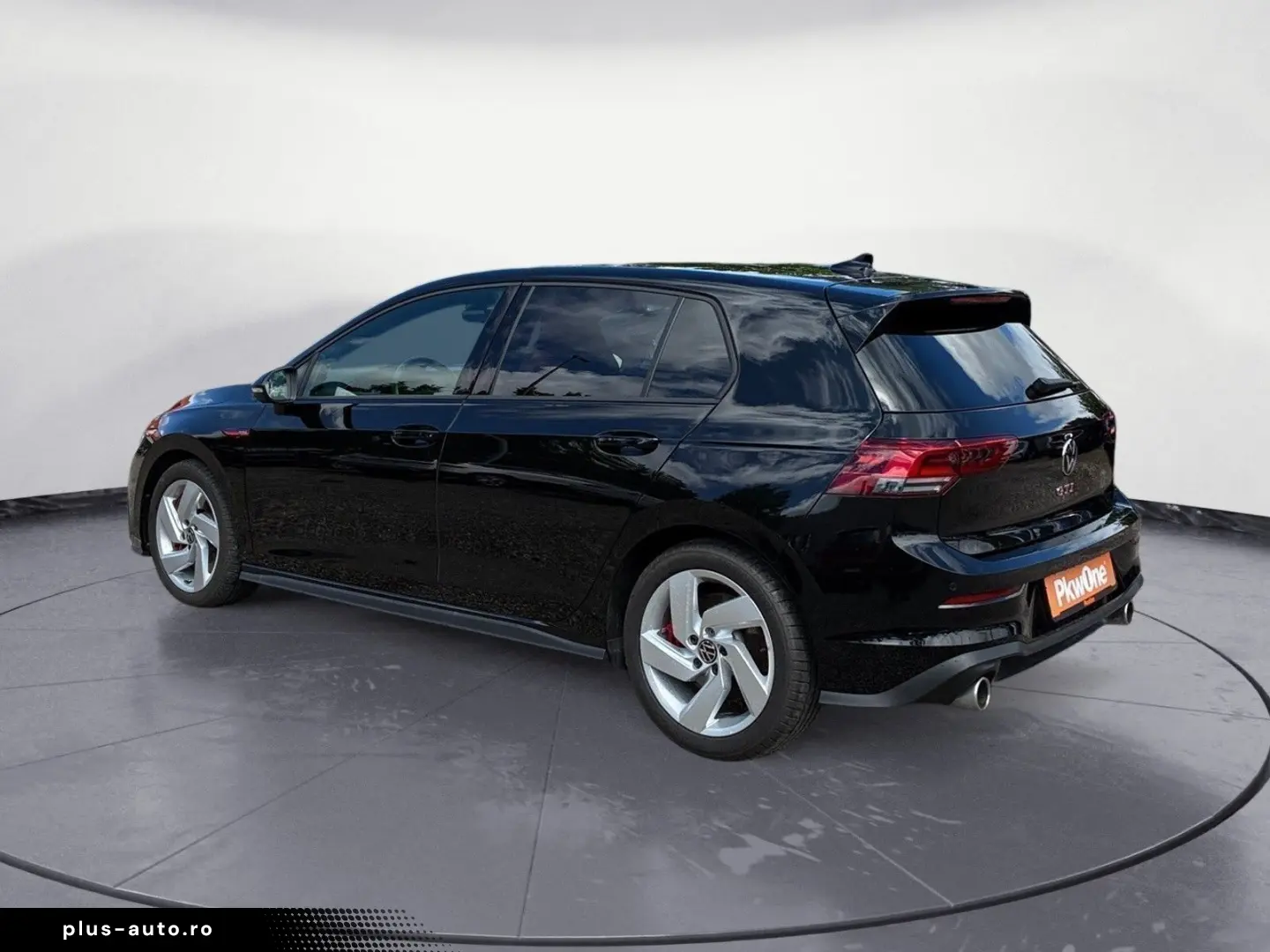 VW Golf GTI 2.0 DSG KAMERA CARPLAY LED PDC LED LED