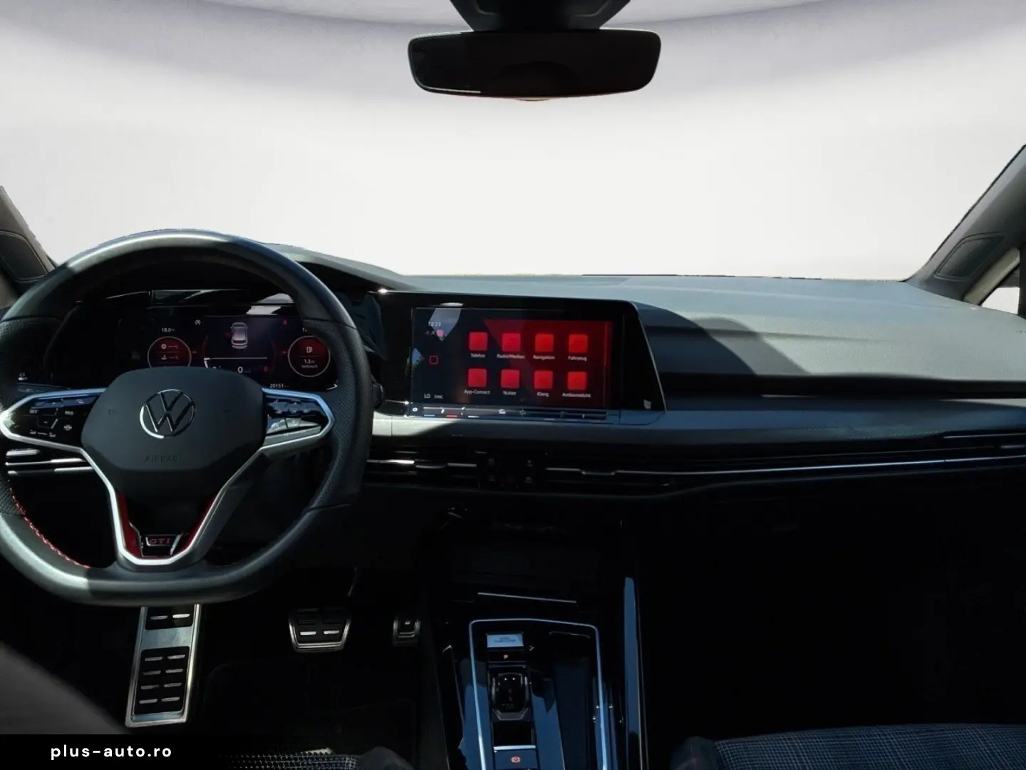 VW Golf GTI 2.0 DSG KAMERA CARPLAY LED PDC LED LED