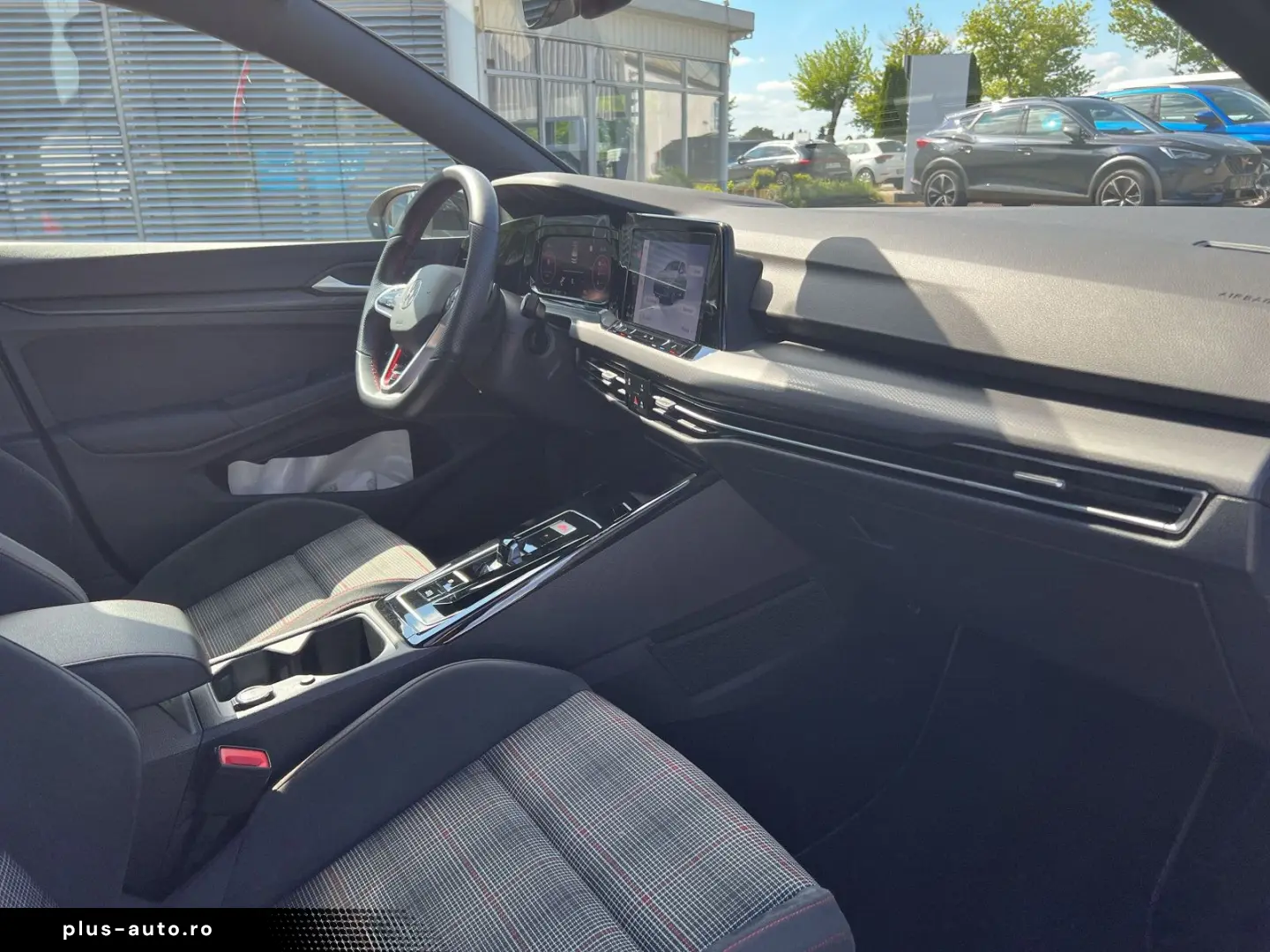 VW Golf VIII GTI DSG MATRIX KAMERA ACC KEYLESS