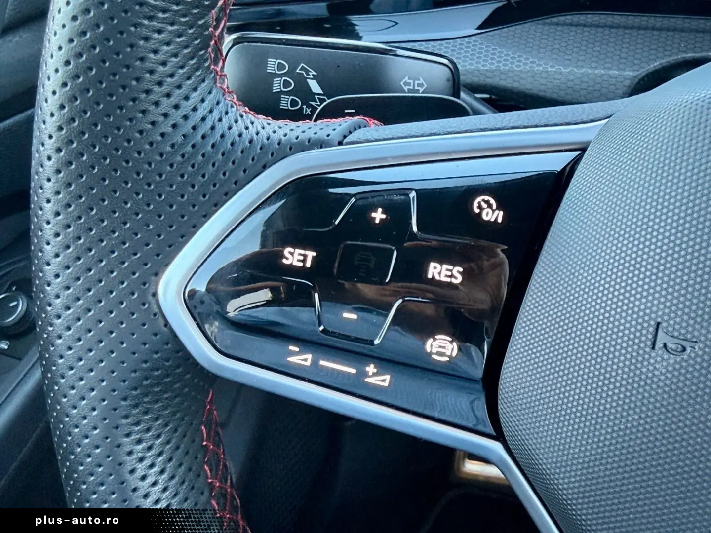 VW Golf VIII GTI DSG LED Navi DAB 19  Sound-System