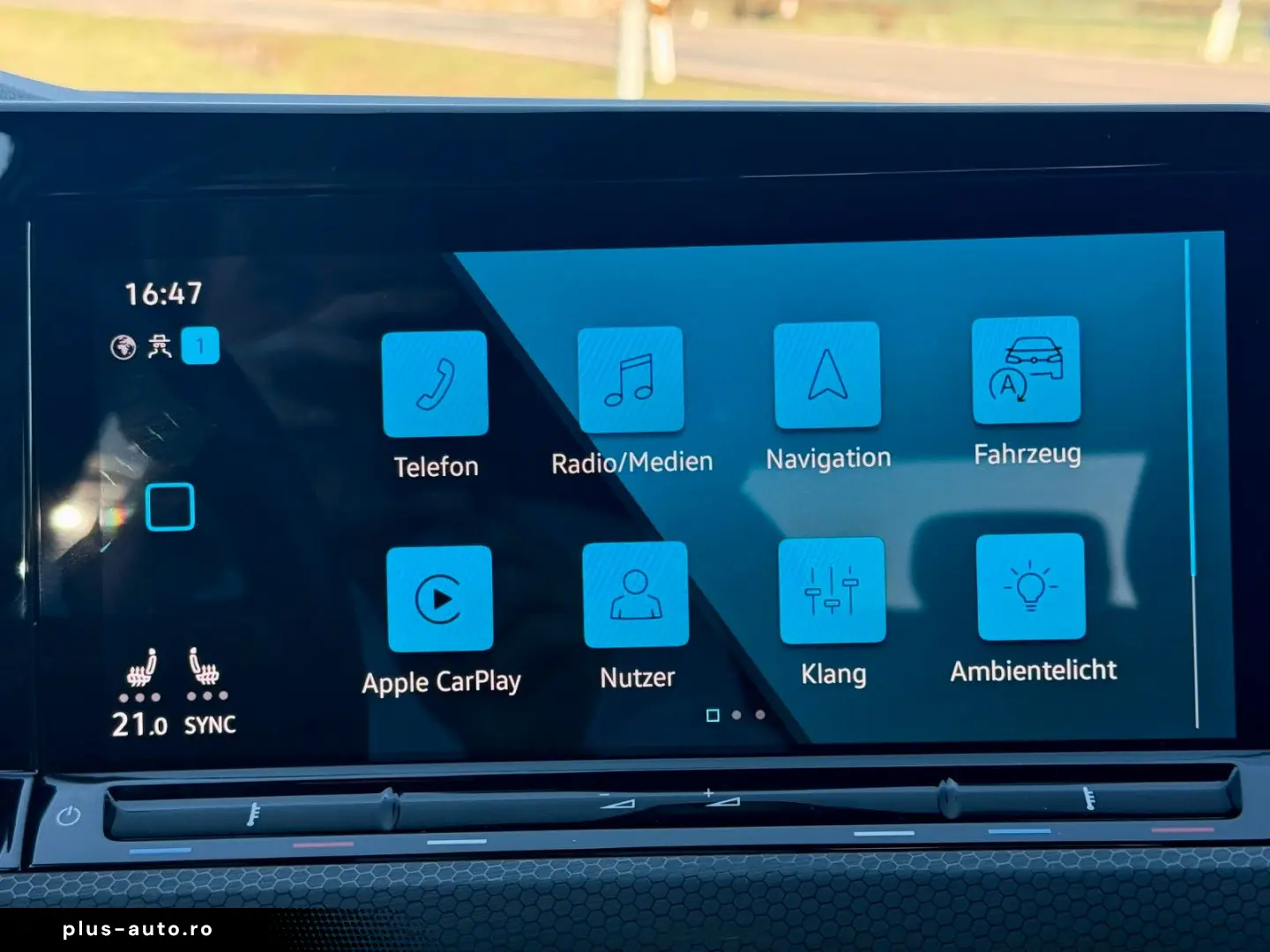 VW Golf VIII GTI DSG LED Navi DAB 19  Sound-System