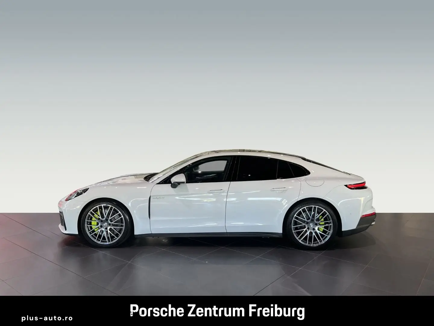 PORSCHE Panamera 4S E-Hybrid InnoDrive HA-Lenkung HUD