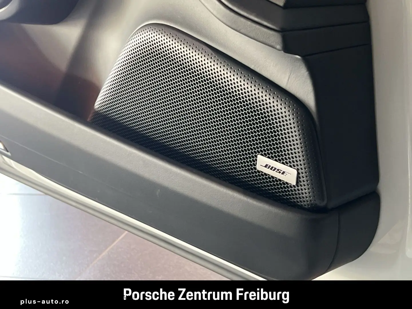 PORSCHE Panamera 4S E-Hybrid InnoDrive HA-Lenkung HUD