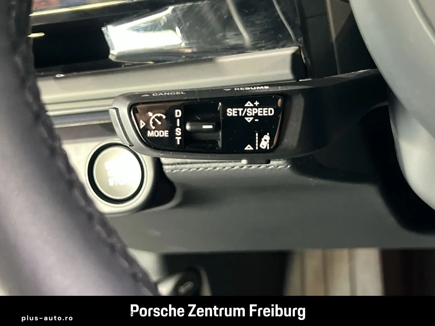 PORSCHE Panamera 4S E-Hybrid InnoDrive HA-Lenkung HUD