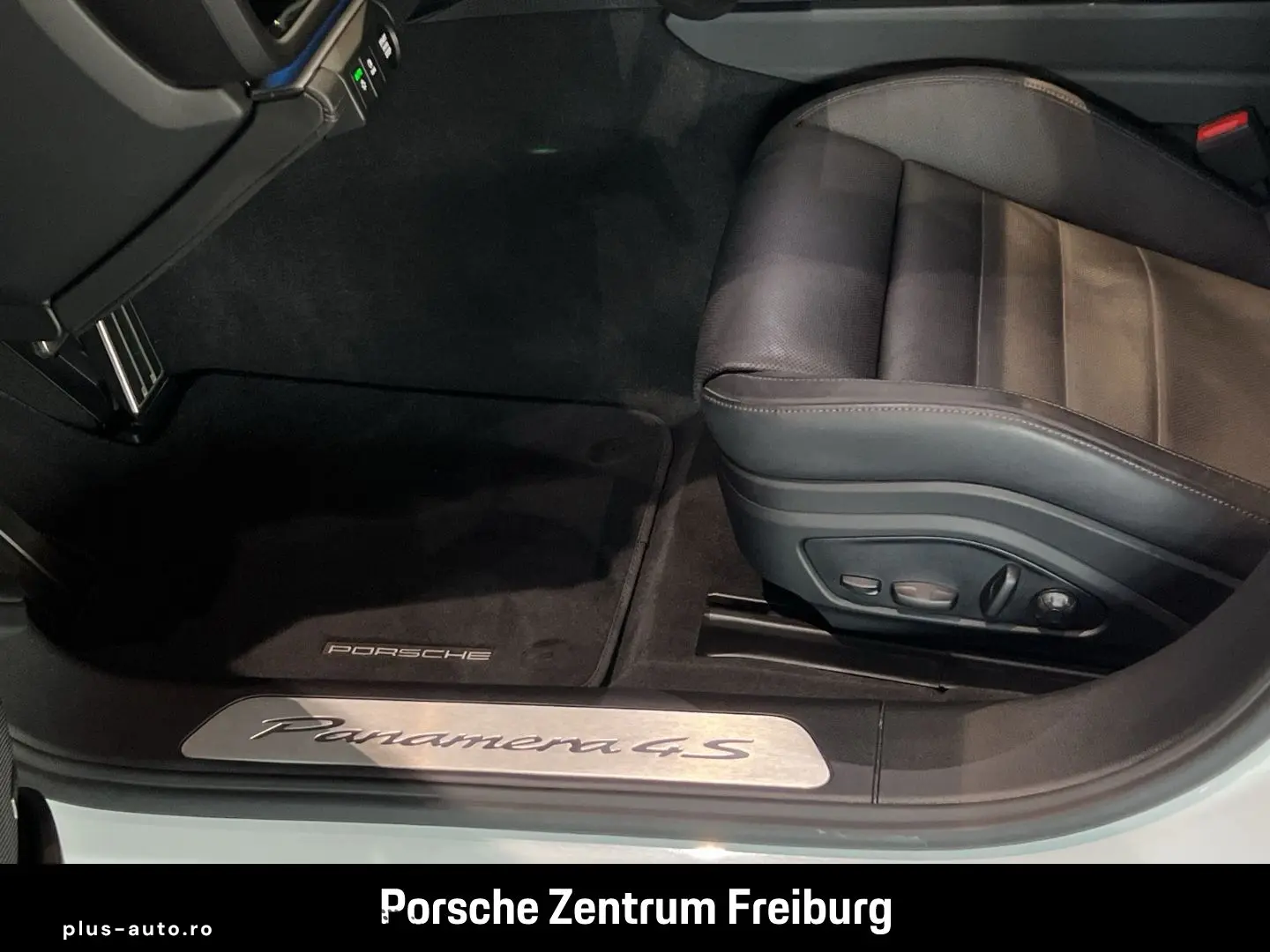 PORSCHE Panamera 4S E-Hybrid InnoDrive HA-Lenkung HUD