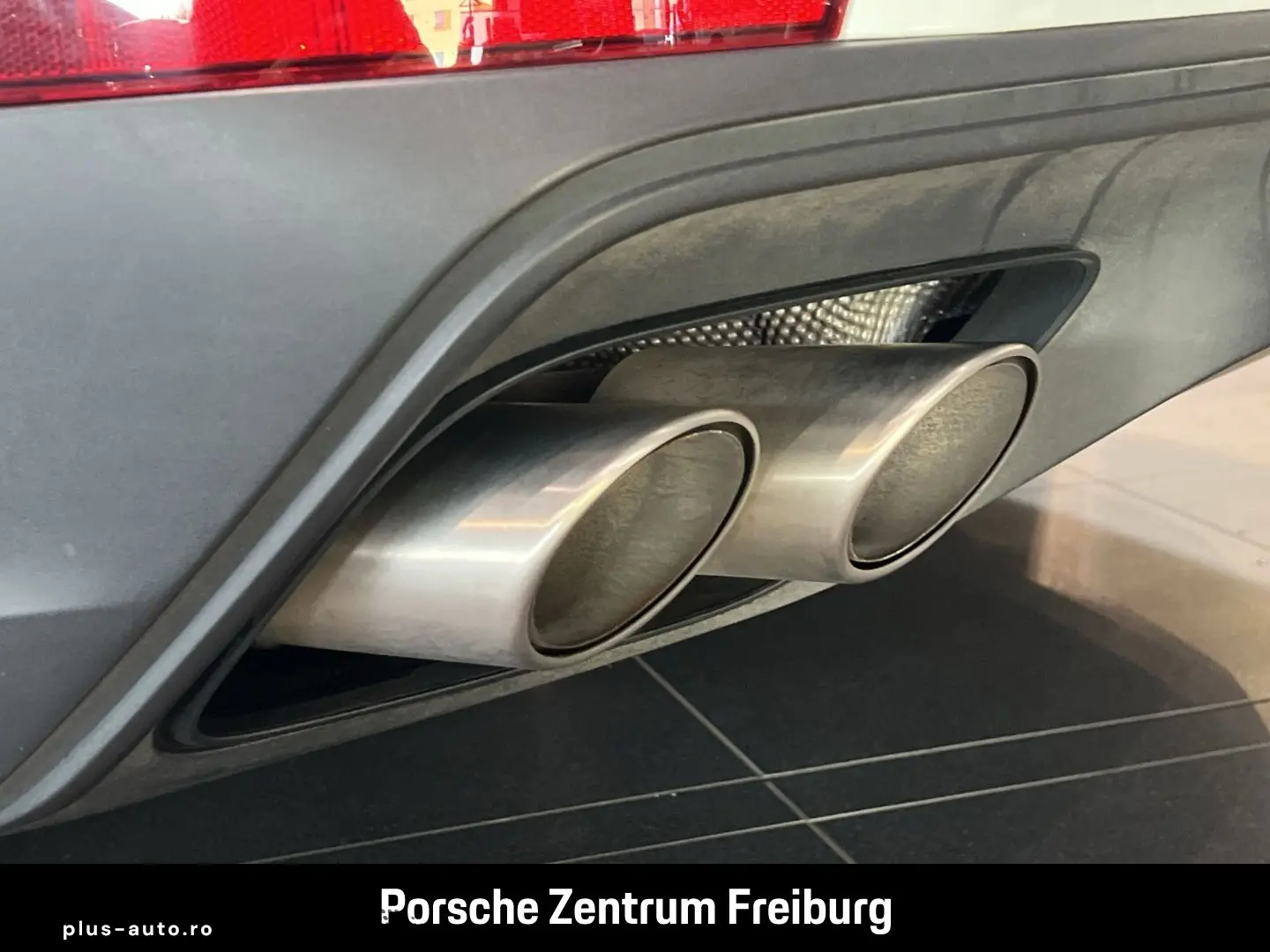 PORSCHE Panamera 4S E-Hybrid InnoDrive HA-Lenkung HUD