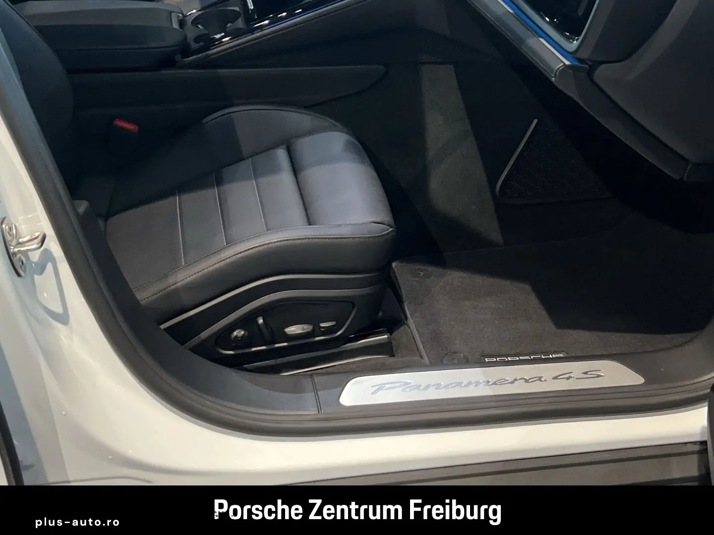 PORSCHE Panamera 4S E-Hybrid InnoDrive HA-Lenkung HUD