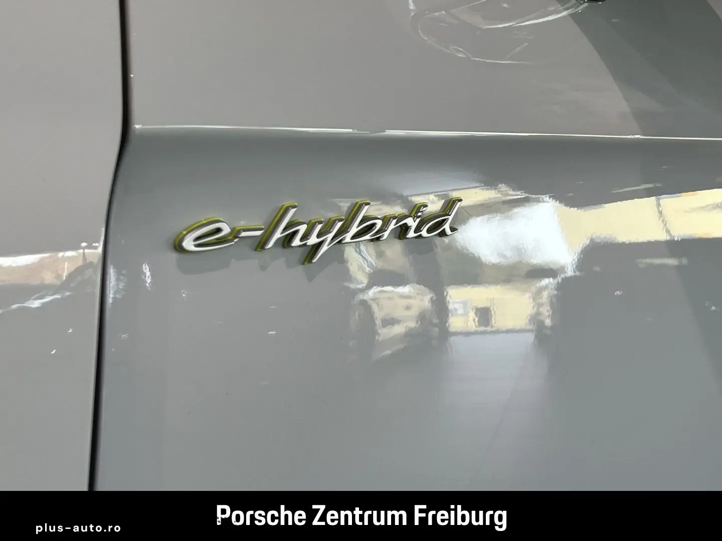PORSCHE Panamera 4S E-Hybrid InnoDrive HA-Lenkung HUD