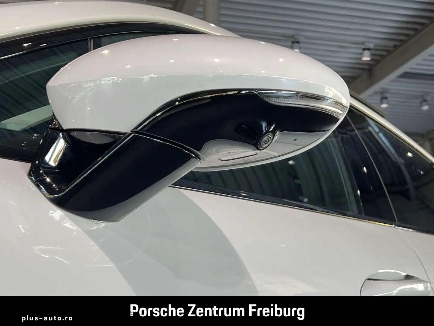 PORSCHE Panamera 4S E-Hybrid InnoDrive HA-Lenkung HUD