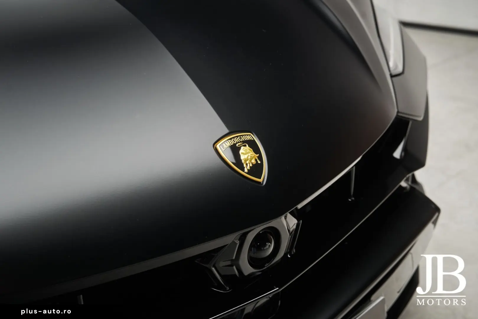 LAMBORGHINI Urus SE Panorama 3D B&O Carbon 23 Zoll